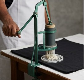 String Hoppers Making Machine